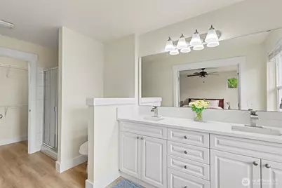 23300 SE Black Nugget Road #M1, Issaquah, WA 98029 - Photo 23
