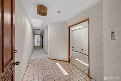 2411 Skyline Way #203, Anacortes, WA 98221 - Photo 3