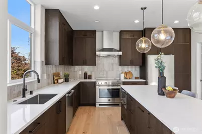 3904 42nd Avenue S, Seattle, WA 98118 - Photo 13