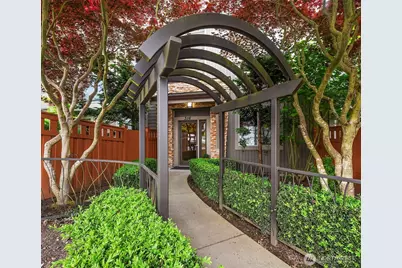 316 Walnut Street #103, Edmonds, WA 98020 - Photo 1