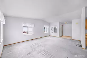 571 Lupine Ln, Burlington, WA 98233 - Photo 5