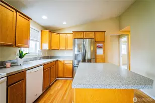 10001 Beth Ct SE, Yelm, WA 98597 - Photo 19