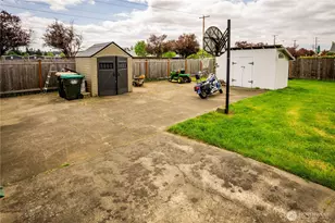10001 Beth Ct SE, Yelm, WA 98597 - Photo 27