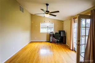 10001 Beth Ct SE, Yelm, WA 98597 - Photo 17