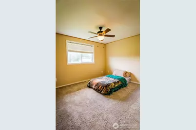 10001 Beth Court SE, Yelm, WA 98597 - Photo 23