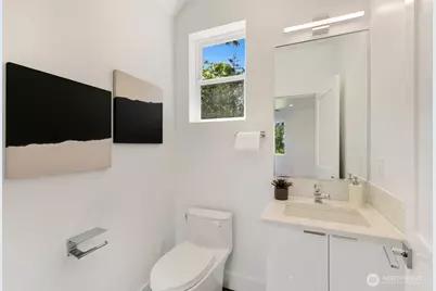 13643 SE 10th Street SE, Bellevue, WA 98005 - Photo 19