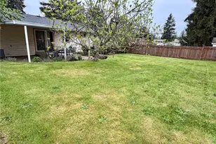 13029 SE 206th Pl, Kent, WA 98031 - Photo 17