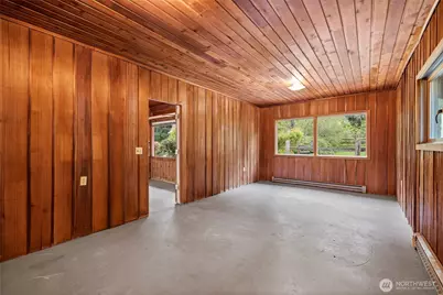 12915 412th St E, Eatonville, WA 98328 - Photo 25