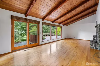 12915 412th St E, Eatonville, WA 98328 - Photo 11