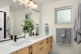 1457 22nd Ave, Seattle, WA 98122 - Photo 13