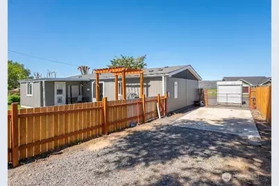 10369 Northern Avenue NE, Coulee City, WA 99115 - Photo 9