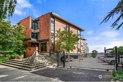 2360 43rd Avenue E #206, Seattle, WA 98112 - Photo 21