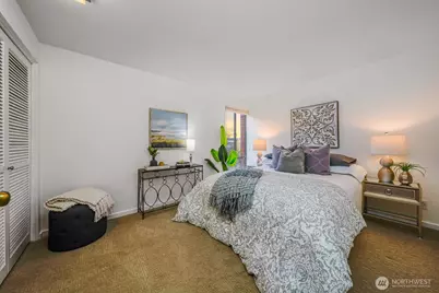 2360 43rd Avenue E #206, Seattle, WA 98112 - Photo 15