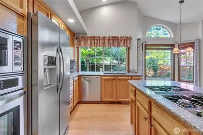 9216 78th Street SW, Tacoma, WA 98498 - Photo 11