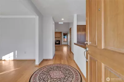 9216 78th Street SW, Tacoma, WA 98498 - Photo 3