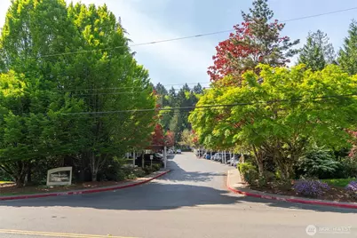 18501 SE Newport Way #J238, Issaquah, WA 98027 - Photo 27