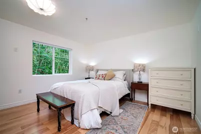 18501 SE Newport Way #J238, Issaquah, WA 98027 - Photo 17
