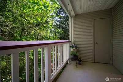 18501 SE Newport Way #J238, Issaquah, WA 98027 - Photo 25