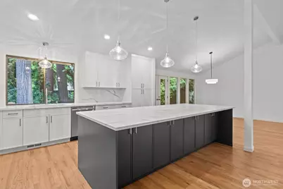 16438 SE 22nd Street, Bellevue, WA 98008 - Photo 13