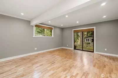 16438 SE 22nd Street, Bellevue, WA 98008 - Photo 31