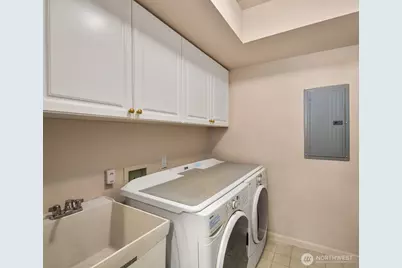 102 State Street S #206W, Kirkland, WA 98033 - Photo 27