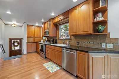 14745 Dunbar Lane, Mount Vernon, WA 98273 - Photo 9