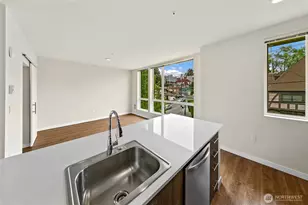 121 12th Ave E, Seattle, WA 98102 - Photo 7