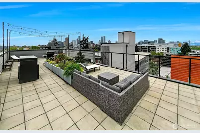 121 12th Avenue E #409, Seattle, WA 98102 - Photo 13