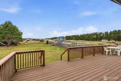 13301 North Place, Long Beach, WA 98631 - Photo 17
