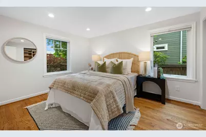 4732 45th Avenue NE, Seattle, WA 98105 - Photo 17