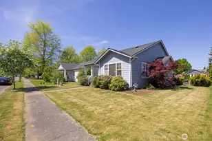 1225 Ash St, Lynden, WA 98264 - Photo 3