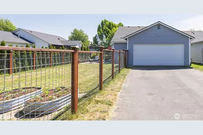 1225 Ash Street, Lynden, WA 98264 - Photo 31