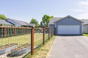 1225 Ash St, Lynden, WA 98264 - Photo 31