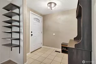 31113 W Whitehorse Dr, Arlington, WA 98223 - Photo 3