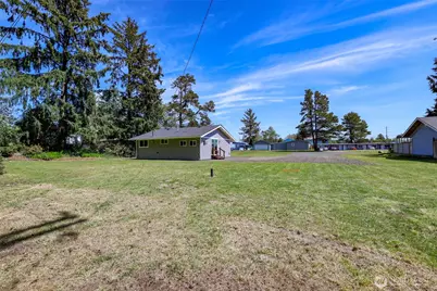 621 N Broadway, Westport, WA 98595 - Photo 19
