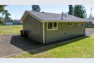 621 N Broadway, Westport, WA 98595 - Photo 15