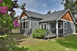 5743 Capt Vancouver Dr, Langley, WA 98260 - Photo 25