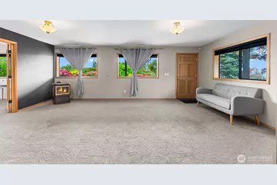 5128 Seaview Way, Everett, WA 98203 - Photo 27