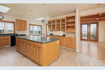 1864 Scenic Avenue, Freeland, WA 98249 - Photo 21