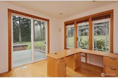 1864 Scenic Avenue, Freeland, WA 98249 - Photo 23
