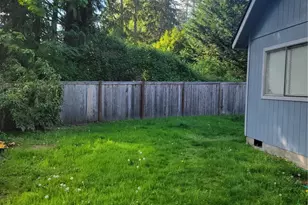 8504 Mahonia Ct SE, Yelm, WA 98597 - Photo 11