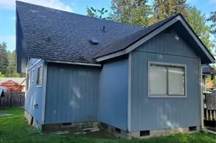 8504 Mahonia Ct SE, Yelm, WA 98597 - Photo 7