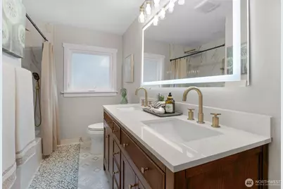 20008 Meridian Place N, Shoreline, WA 98133 - Photo 21