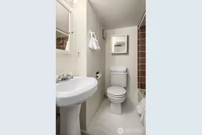 5519 18th Avenue S, Seattle, WA 98108 - Photo 25