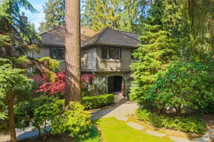 11726 NE 41st St, Kirkland, WA 98033 - Photo 1