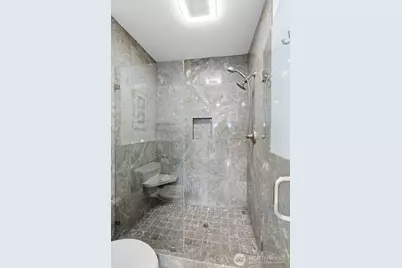 4 Lake Bellevue Dr #206, Bellevue, WA 98005 - Photo 17