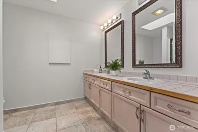 10909 Avondale Road NE #O-159, Redmond, WA 98052 - Photo 11