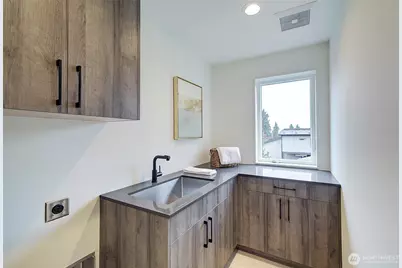 7912 34th Avenue SW, Seattle, WA 98126 - Photo 15