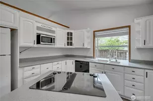 34610 14th Pl SW, Federal Way, WA 98023 - Photo 7