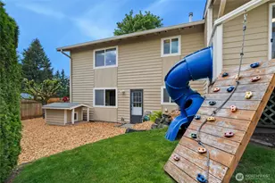 2017 Jones Cir SE, Renton, WA 98055 - Photo 33